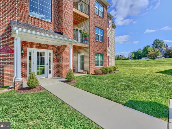 810 Wembley Dr Unit 3D, Hampstead, MD 21074