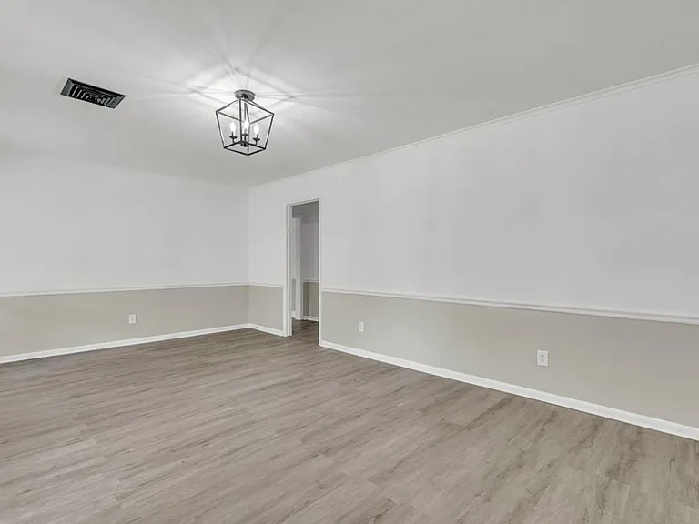 207 Hancock St — Photo 13