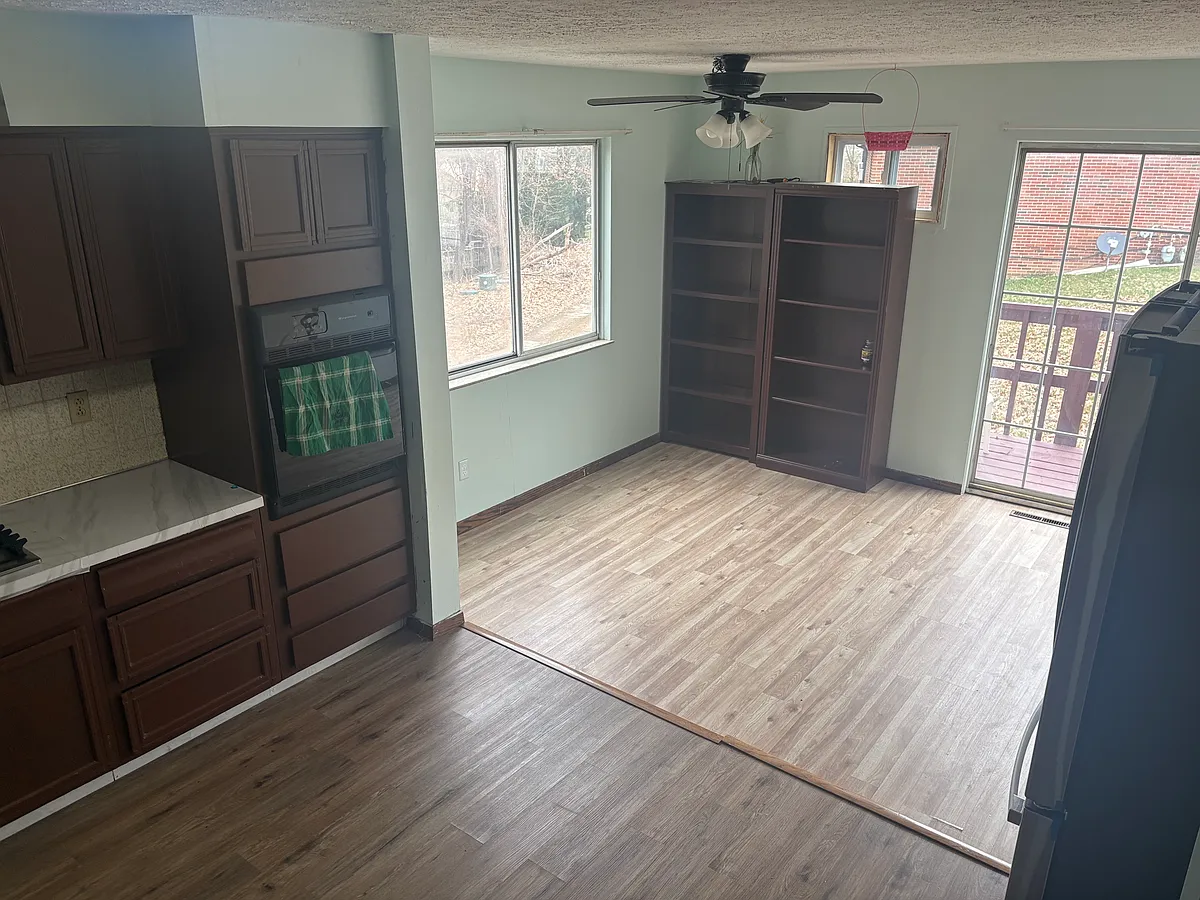 Building Photo - 3860 Cottage Grove Rd #3860