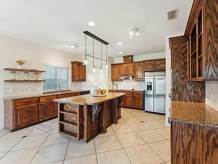 6530 Picante Dr — Photo 11