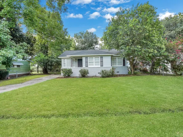 4403 Spur St, North Charleston, SC 29405