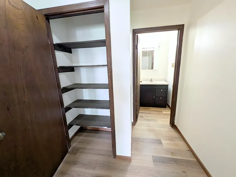 206-208 Sunset Ln — Photo 11