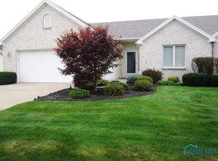 4438 Clearwater Dr, Maumee, OH 43537
