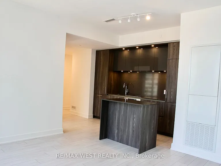 15 Mercer St #2504 — Photo 9