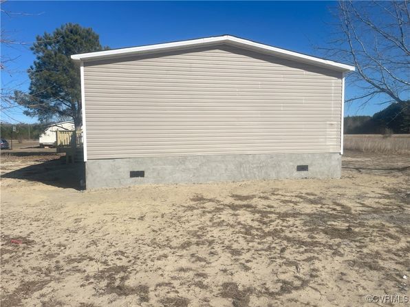 26286 Peters Bridge Rd, Courtland, VA 23837