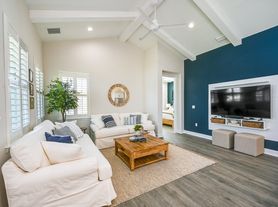 7197 Saona Ct, Naples, FL