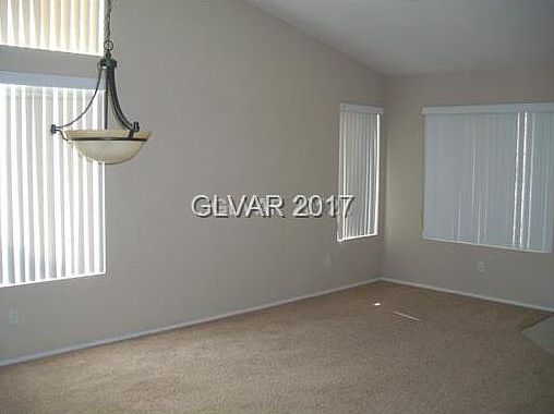 4th image of 834 Grape Vine Ave #0