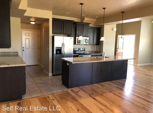 698 W Warm Creek Bay, South Jordan, UT 84095