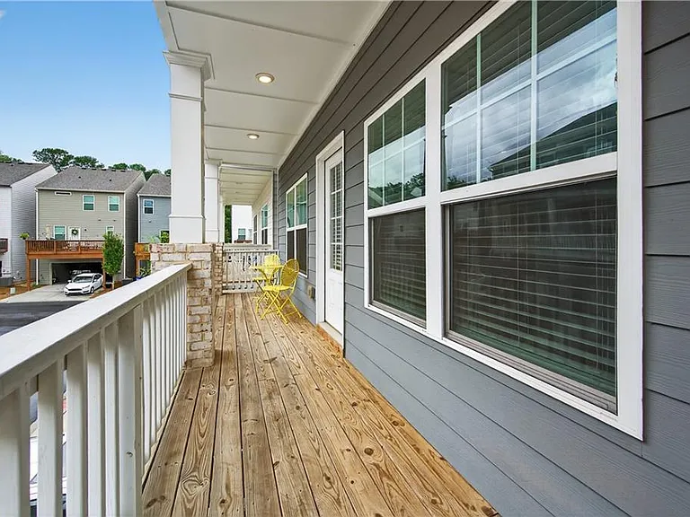 2110 Wesson Ct — Photo 4