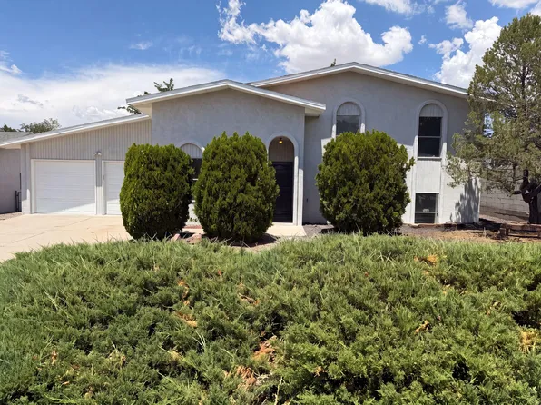 7305 Marilyn Ave NE, Albuquerque, NM 87109