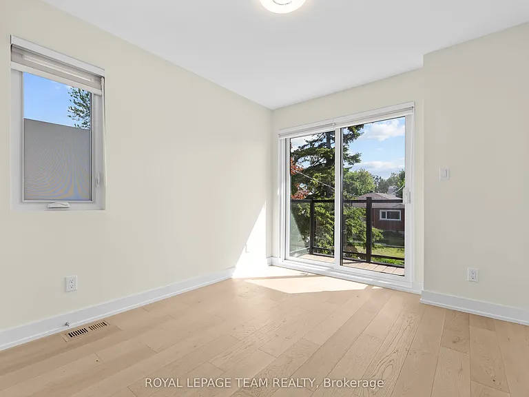 498 Wentworth Ave — Photo 24
