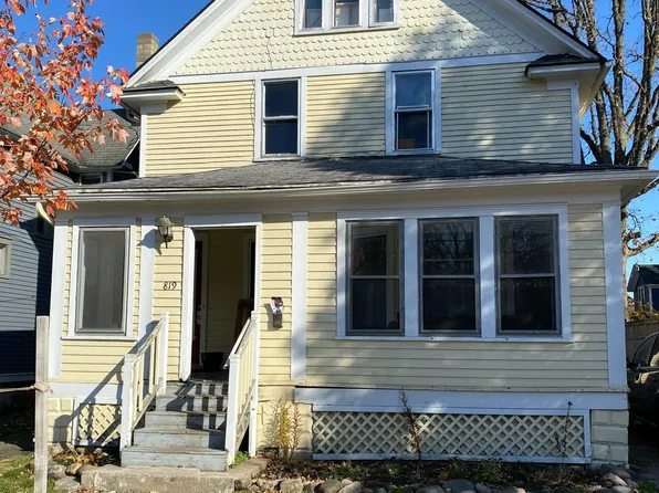 819 Oak St, Kalamazoo, MI 49008