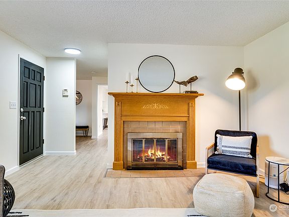 4th image of 11717 55th Avenue SW