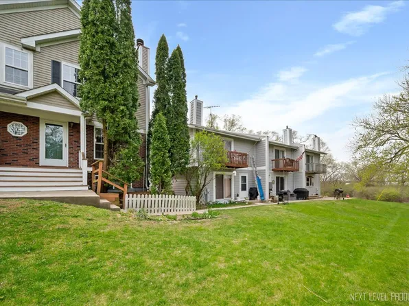 781 Highview Ct, Antioch, IL 60002