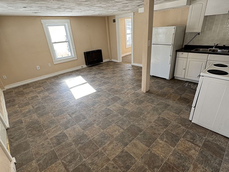 1st image of 62 Main St APT B