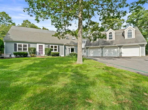 184 Wakeby Rd, Marstons Mills, MA 02648