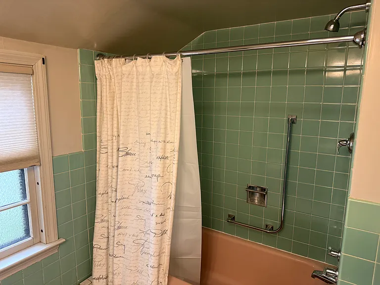 85 Underclyffe Rd — Photo 12