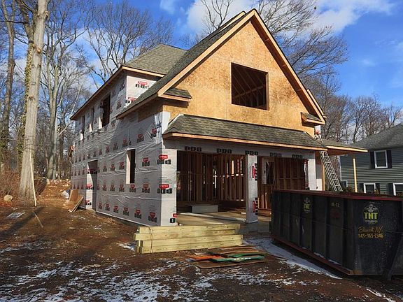 3rd image of 15 Casazza Pl