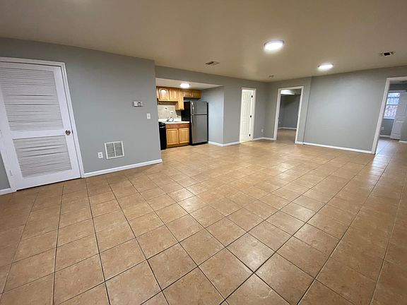 3rd image of 228 Linden Ave #1B