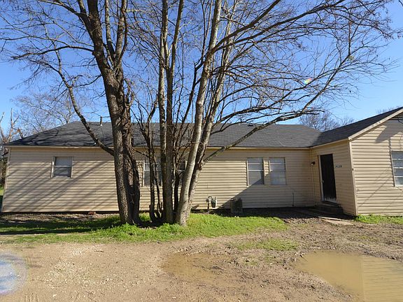 2nd image of 1412 Sycamore St APT B