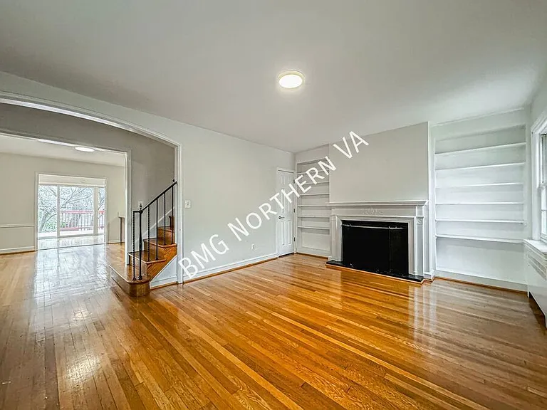 4412 Volta Pl NW — Photo 3