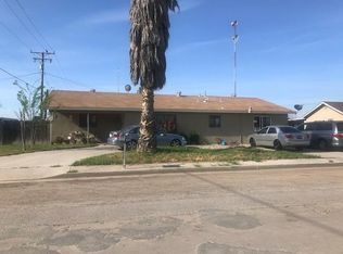 426 Woods Ave, Tipton, CA 93272