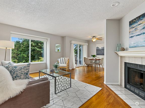 4th image of 12721 NE 171st Lane