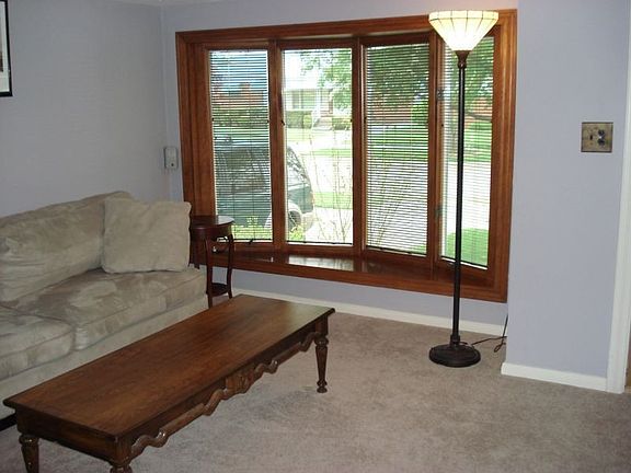 3rd image of 17513 Brody Ave