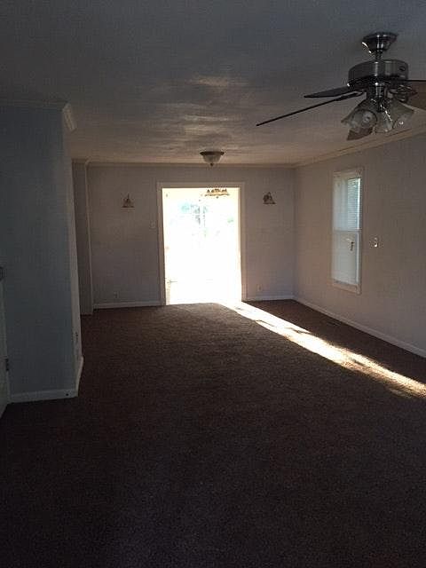 2nd image of 706 Custer St