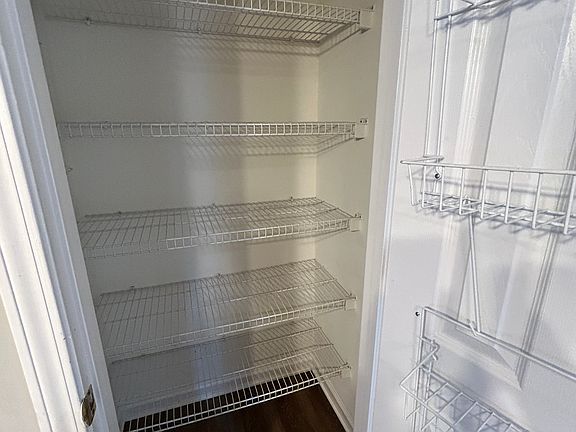 Kitchen pantry
