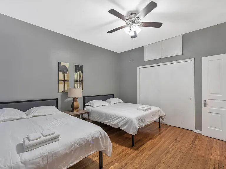 2107 Russell Blvd #1E — Photo 11