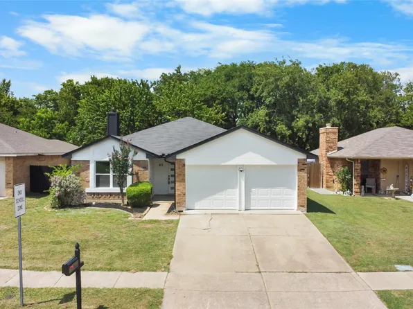 411 Valley Spring Dr, Arlington, TX 76018