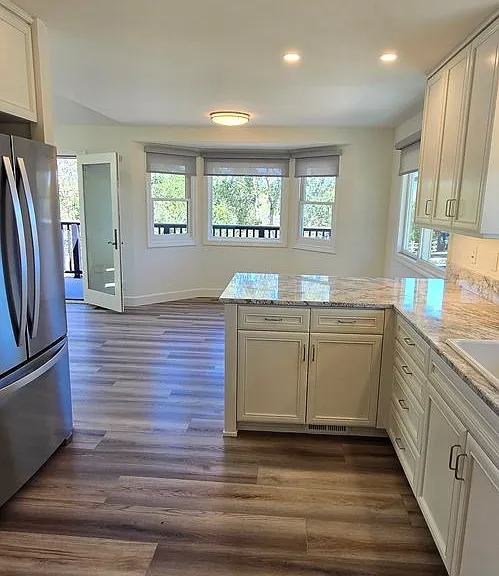 5136 Hillcrest Dr — Photo 55