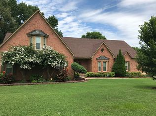 4270 Oakland Dr, Olive Branch, MS 38654