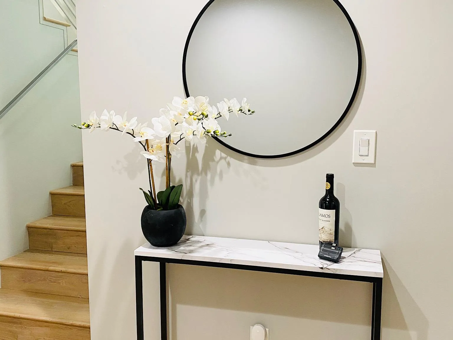 855 N McCadden Pl — Photo 4