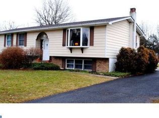 107 James St, Quakertown, PA 18951