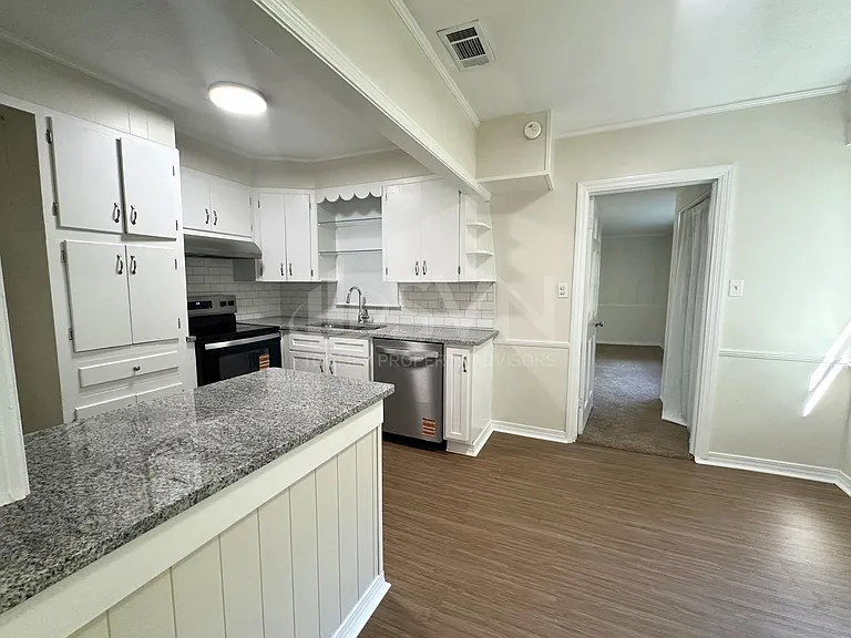 5207 Azalea Cir S — Photo 10