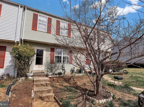 13 Blue Smoke Ct, Gaithersburg, MD 20879