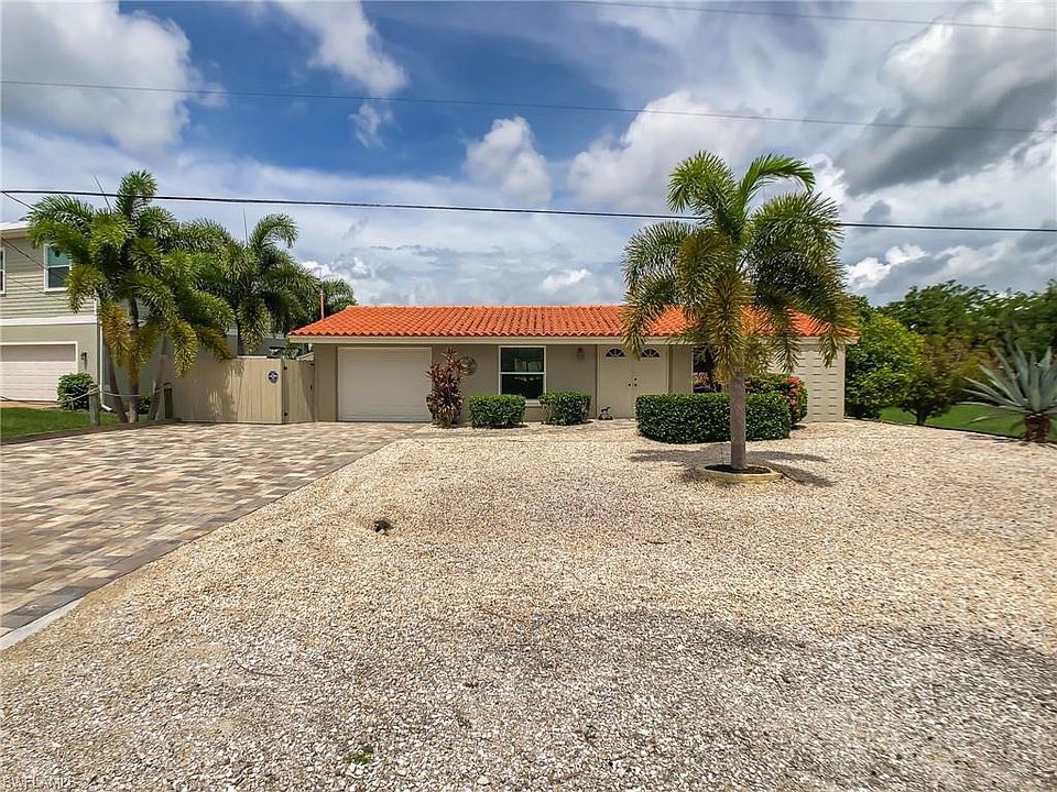 3399 Stabile Rd, Saint James City, FL 33956 Zillow