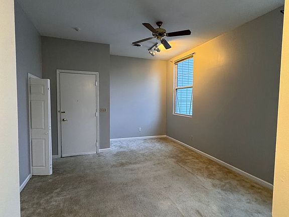 4th image of 16 Oak St Unit 10
