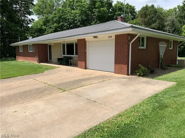 1116 Kennedy Ave, Bergholz, OH 43908
