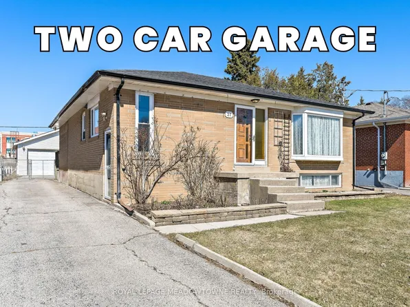 37 Prince Charles Dr, Halton Hills, ON L7G 3T9