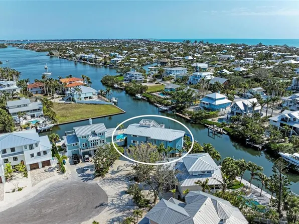 511 Loquat Dr, Anna Maria, FL 34216