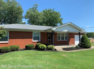 3915 E Pages Ln, Louisville, KY 40272