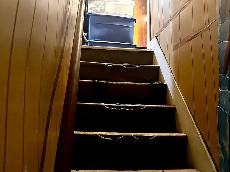 14 Curtice St — Photo 2
