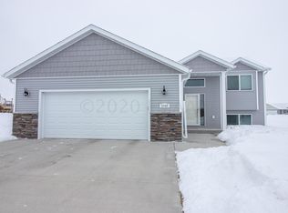 2449 Valley Vw, Hawley, MN 56549