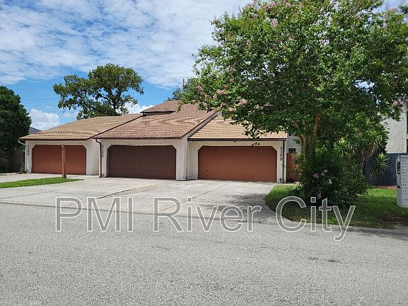 3rd image of 1160 Romaine Cir W