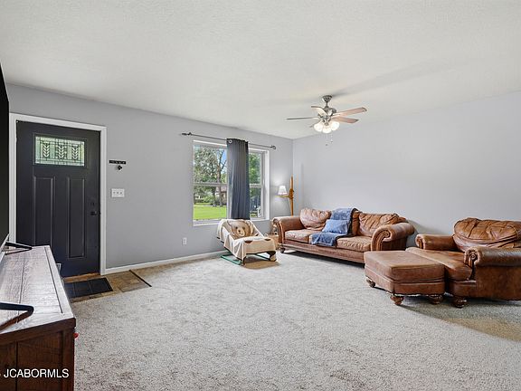 5th image of 1400 Marbrooke Dr