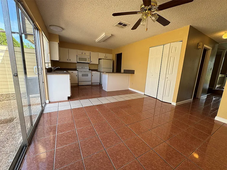 7170 S Dairy Ashford Rd — Photo 13