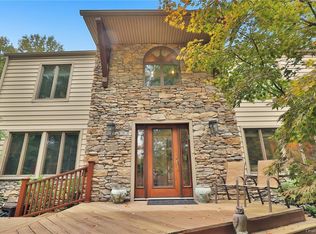58 Pine St, New City, NY 10956